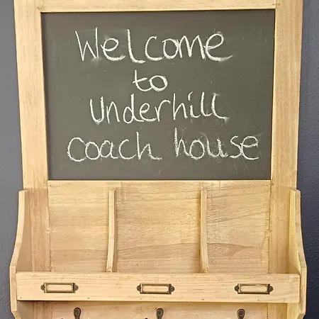 Holiday home Underhill Coach House