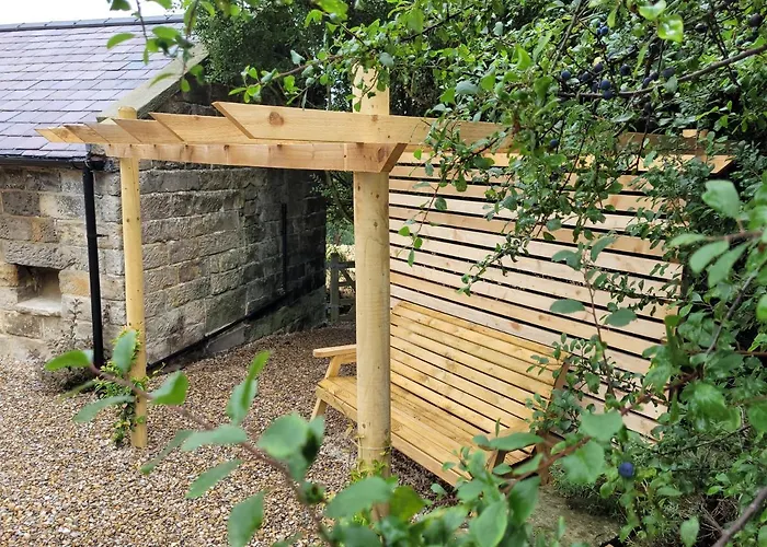 Underhill Coach House Whitby